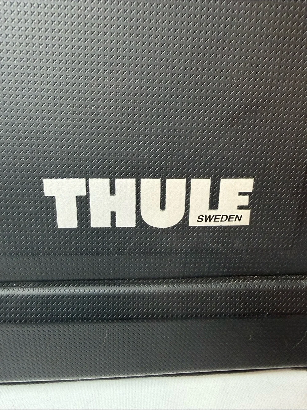 Thule protective hardshell